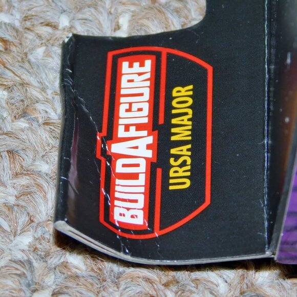 2021 Hasbro Marvel Legends 6" Iron Man Vault Guardsman New BAF Ursa Major - Picture 3 of 10